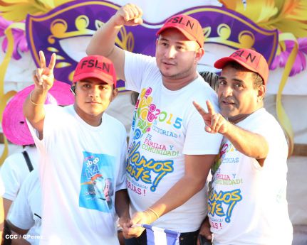 Chocolatito participa en Caminata por el Trabajo y la Paz