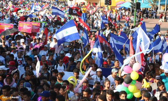 Chocolatito participa en Caminata por el Trabajo y la Paz