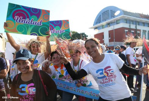 Chocolatito participa en Caminata por el Trabajo y la Paz