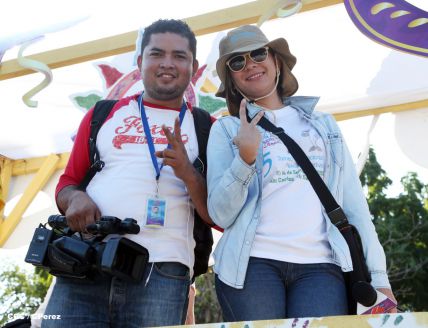 Chocolatito participa en Caminata por el Trabajo y la Paz