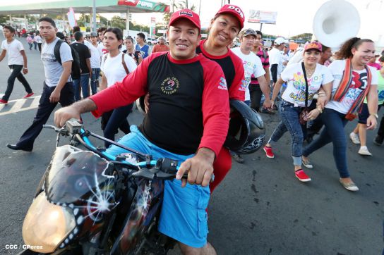 Más fotos de la Caminata Trabajo y Paz… Unida, Nicaragua Triunfa!