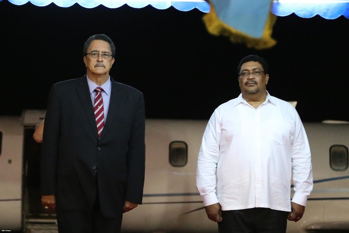 Llegan presidentes de Grenada y Santa Lucía
