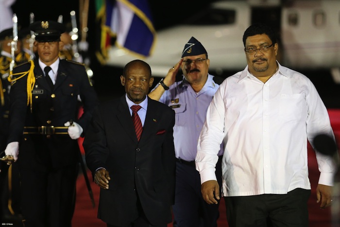 Arriban mandatarios del Caribe