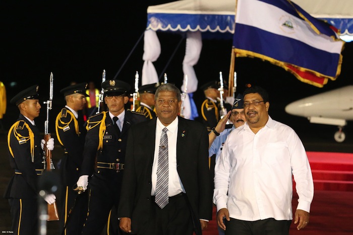 Arriban mandatarios del Caribe