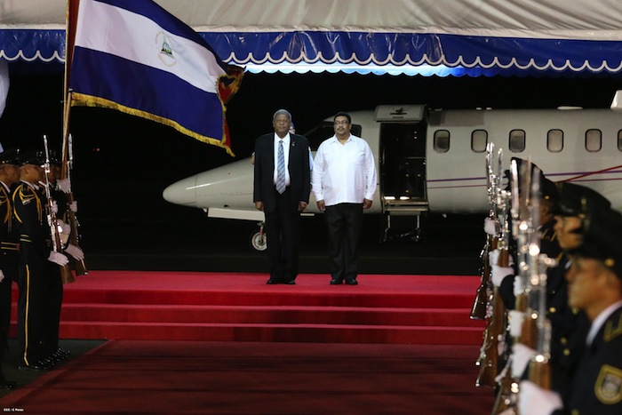 Arriban mandatarios del Caribe