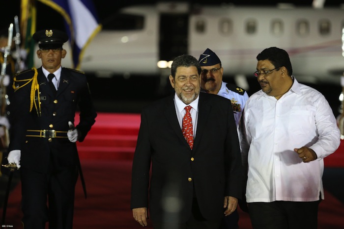 Arriban mandatarios del Caribe