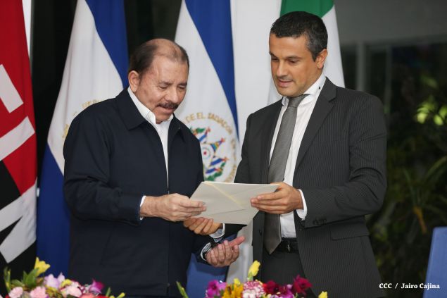 Daniel y Rosario reciben cartas credenciales de nuevos embajadores de Colombia, El Salvador, Italia y Alemania