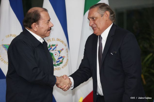 Daniel y Rosario reciben cartas credenciales de nuevos embajadores de Colombia, El Salvador, Italia y Alemania