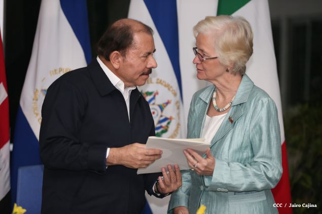 Daniel y Rosario reciben cartas credenciales de nuevos embajadores de Colombia, El Salvador, Italia y Alemania