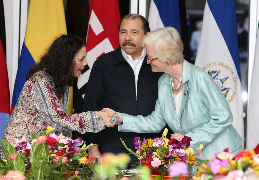 Daniel y Rosario reciben cartas credenciales de nuevos embajadores de Colombia, El Salvador, Italia y Alemania