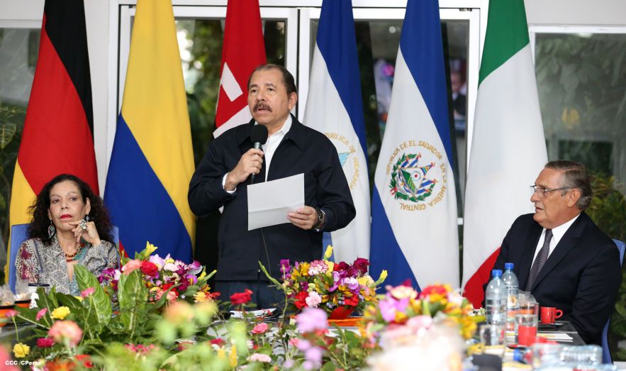 Daniel y Rosario reciben cartas credenciales de nuevos embajadores de Colombia, El Salvador, Italia y Alemania