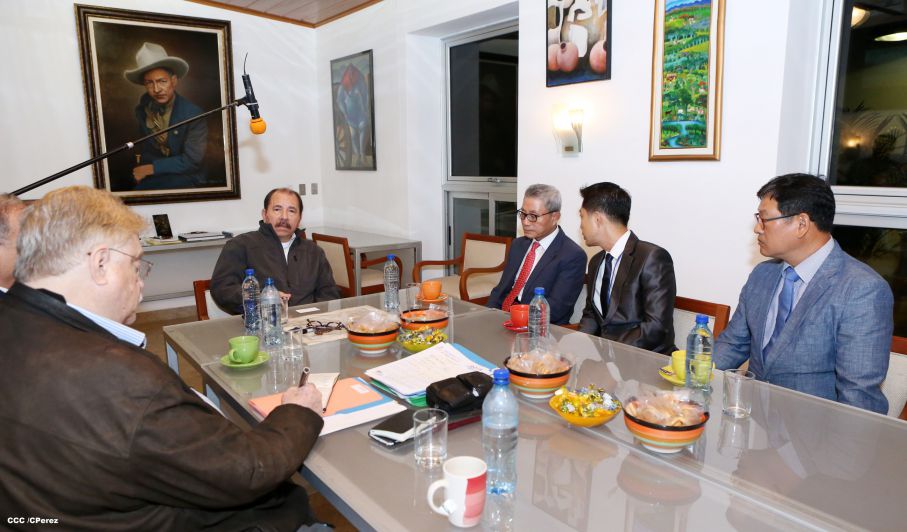 Presidente Daniel se reúne con el presidente del grupo empresarial coreano Sae-A Tecnotex S.A.