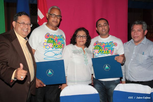 Jóvenes nicaragüenses conmemoran al Comandante Carlos con Mega Simultánea de Ajedrez