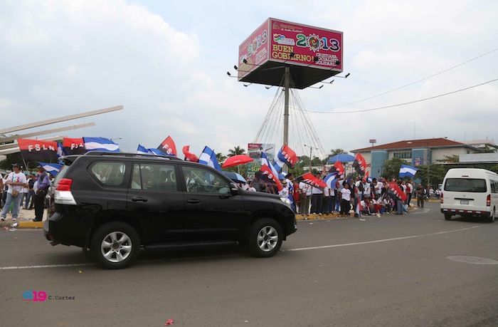 Familias de Managua saludan a delegaciones que participan en Petrocaribe