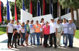 Nicaragüenses continúan rindiendo tributo al Comandante Carlos Fonseca