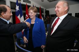 Daniel y Rosario reciben cartas credenciales de embajadores de Chile, Francia, EEUU y Palestina