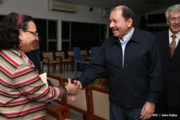 Daniel y Rosario reciben cartas credenciales de embajadores de Chile, Francia, EEUU y Palestina