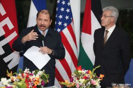 Daniel y Rosario reciben cartas credenciales de embajadores de Chile, Francia, EEUU y Palestina