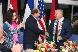 Daniel y Rosario reciben cartas credenciales de embajadores de Chile, Francia, EEUU y Palestina