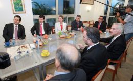 Presidente Daniel se reúne con presidente del Grupo Regional Aval