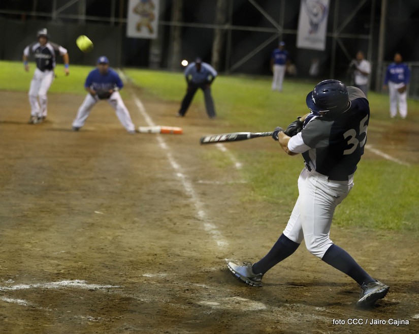 softbol