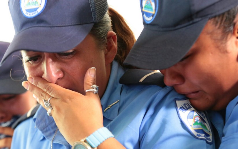 policias