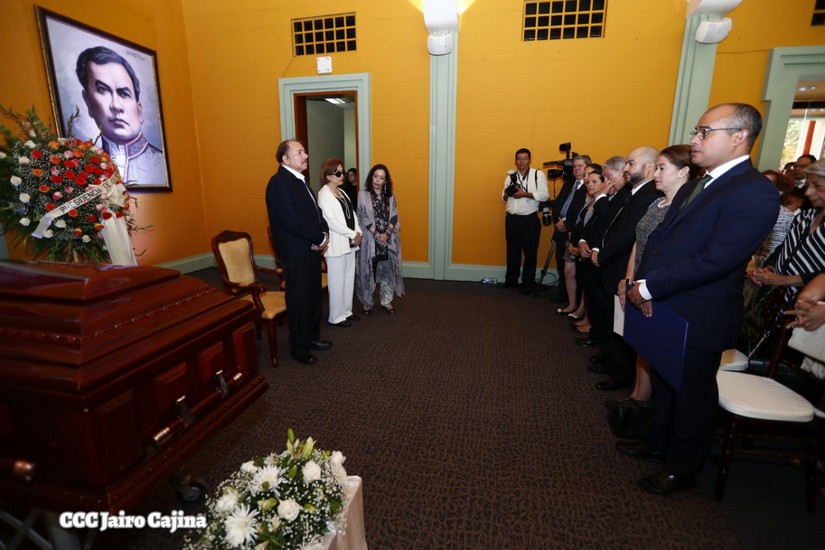 homenaje
