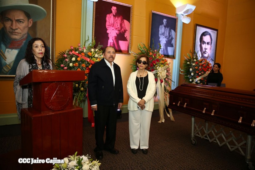 homenaje