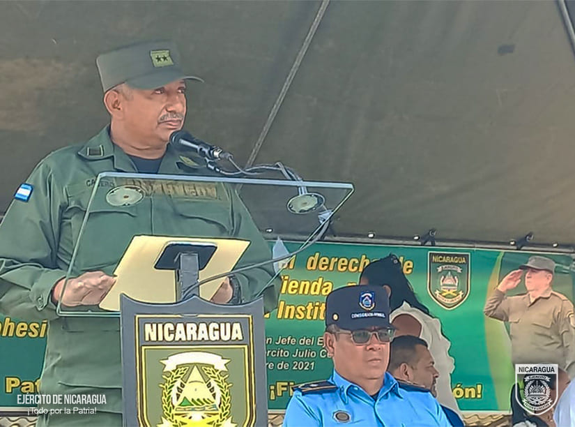 COMANDO