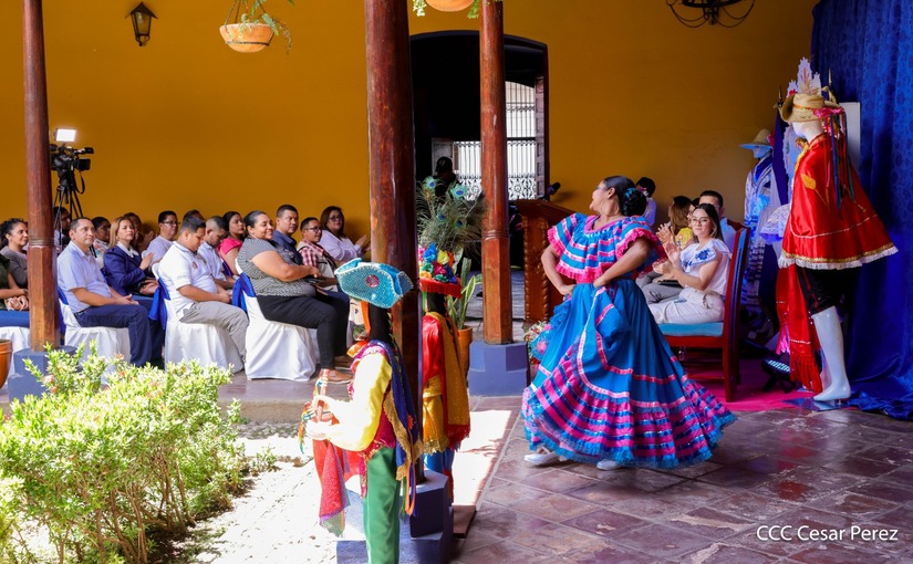 HUIPIL