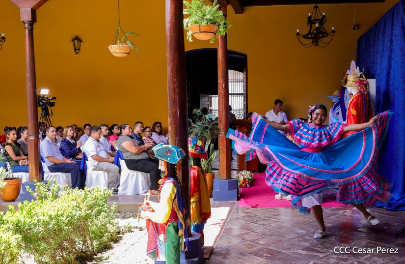 HUIPIL