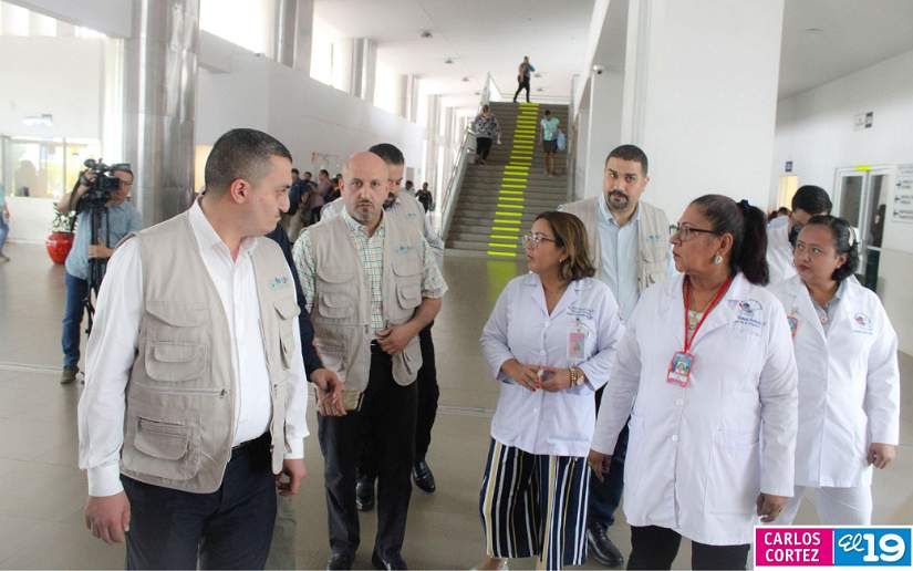 MEDICOS