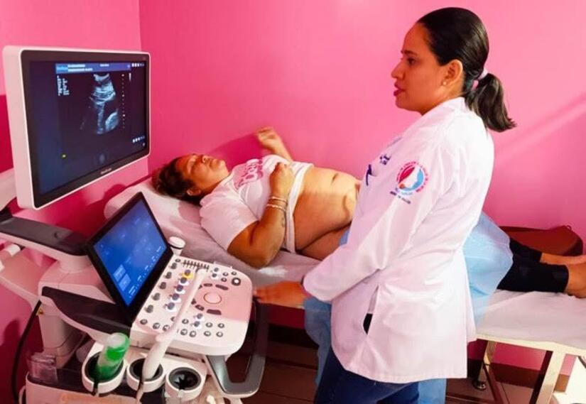 MUJER10