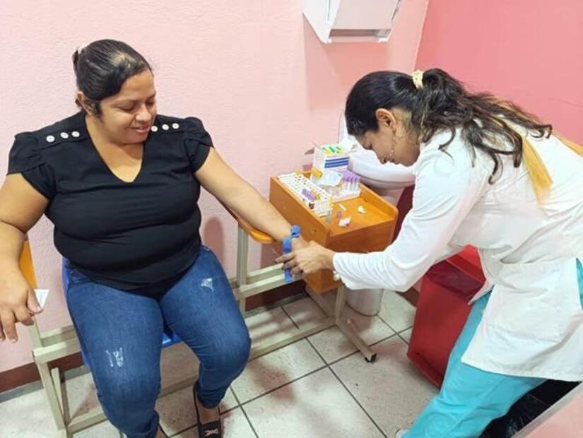 MUJER4