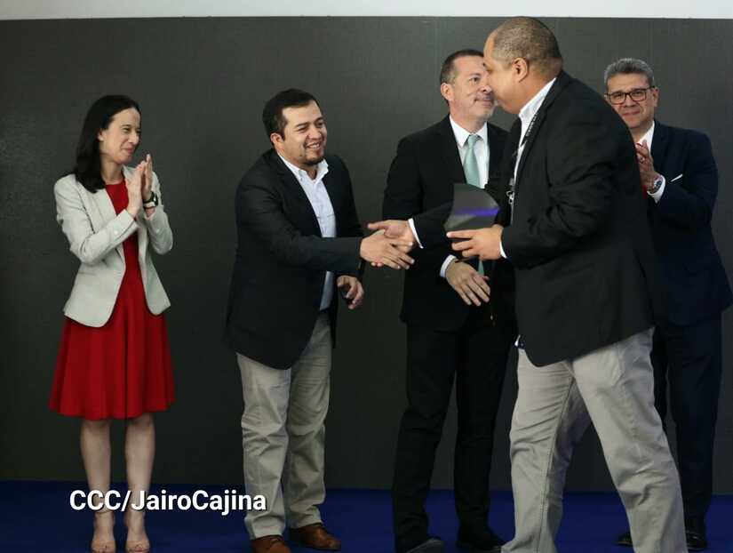 EXPORTADORES14