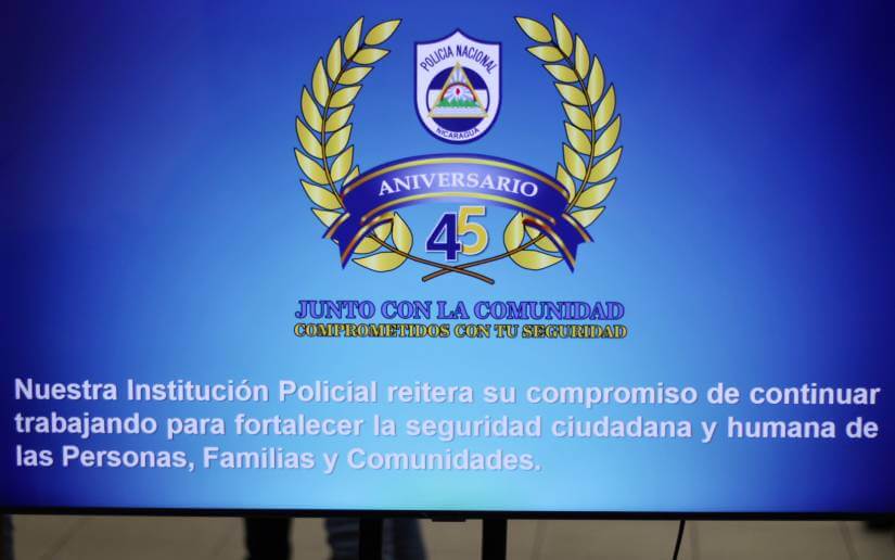 POLICIA11