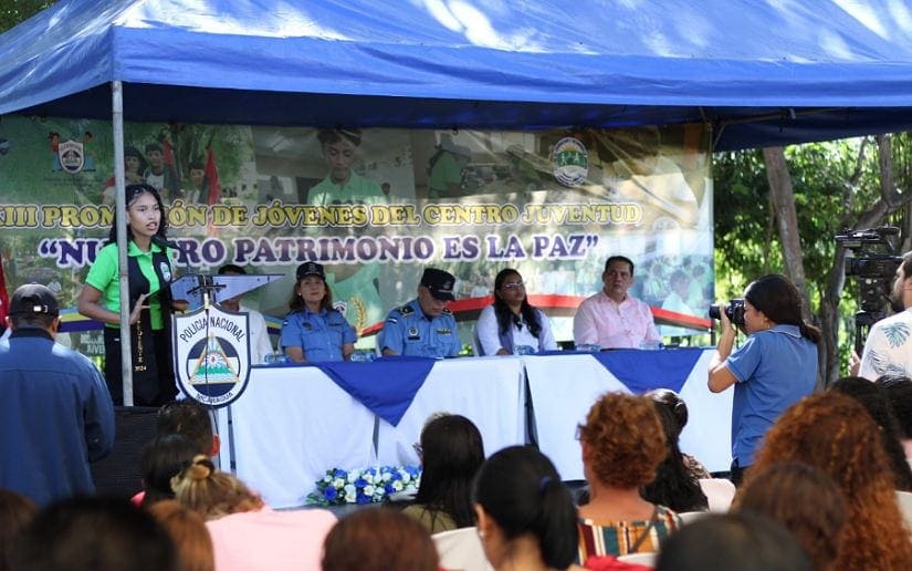 POLICIA-GRADUACION4