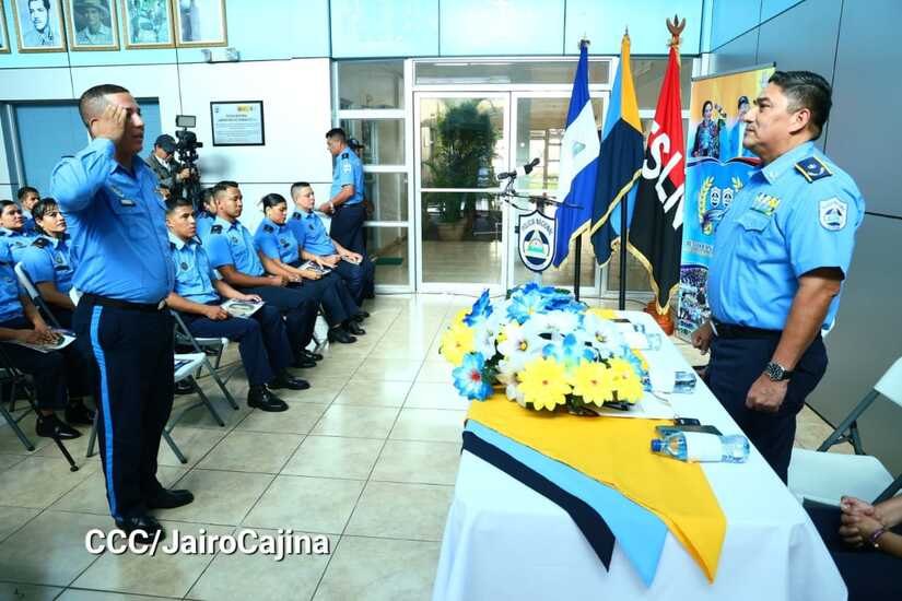 POLICIA19