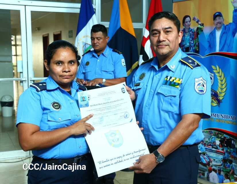POLICIA3