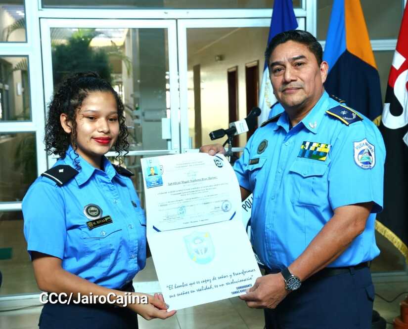 POLICIA36