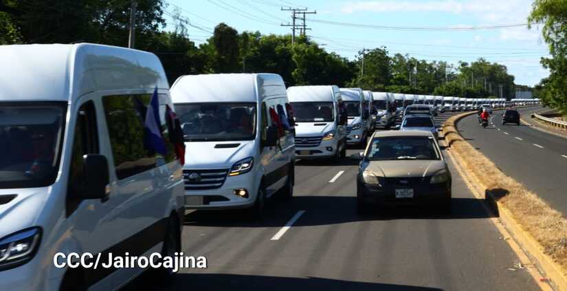 BUSES-(7)