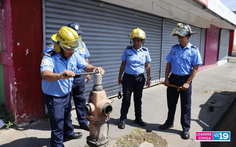 BOMBEROS