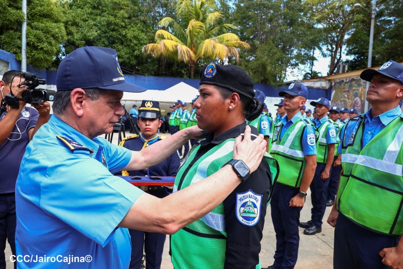 POLICIA