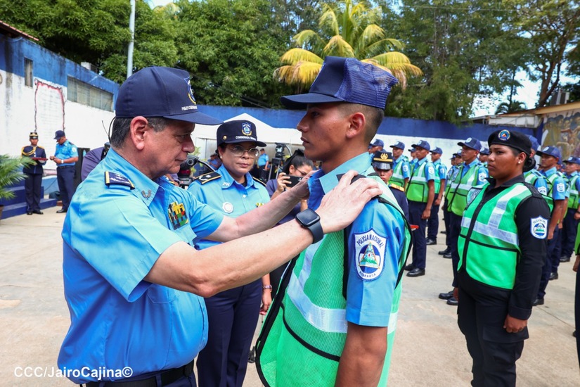 POLICIA