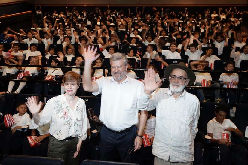 CINE