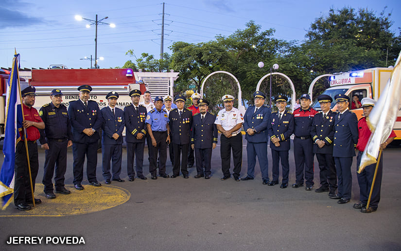BOMBEROS