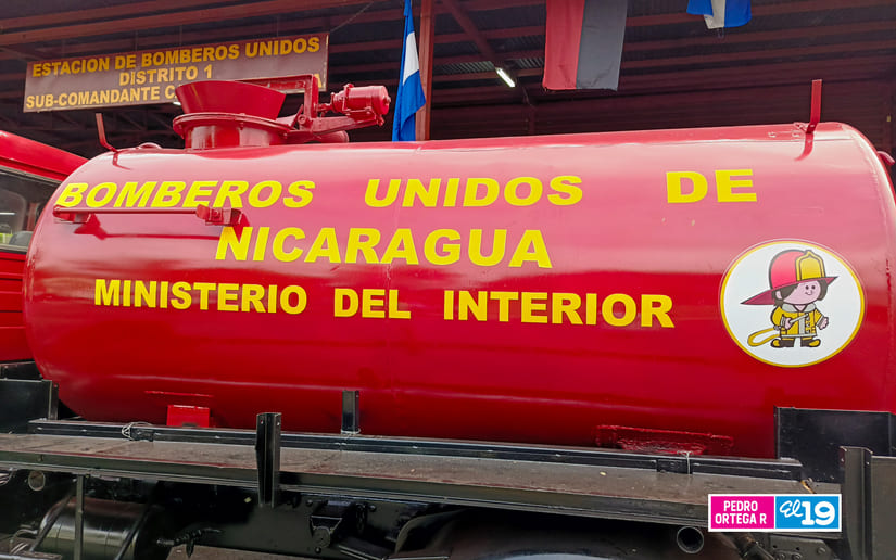 BOMBEROS