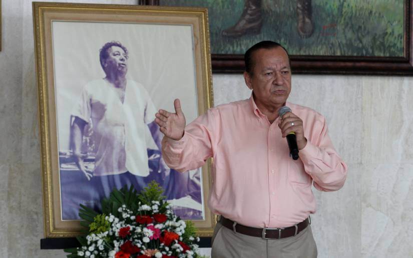 CARLOS