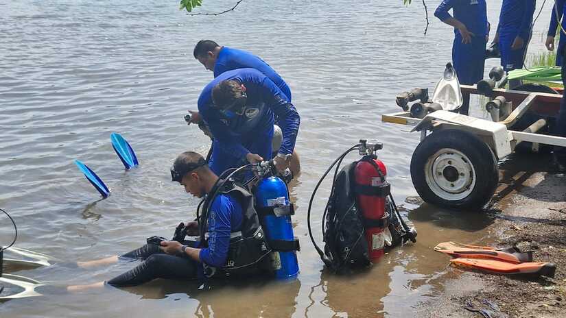 BOMBEROS