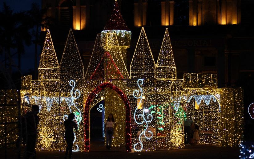 LUCES5